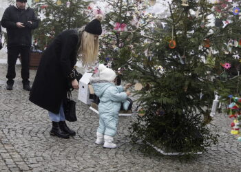 20.12.2025. Daleszyce. Jarmark bożonarodzeniowy / Fot. Jarosław Kubalski - Radio Kielce