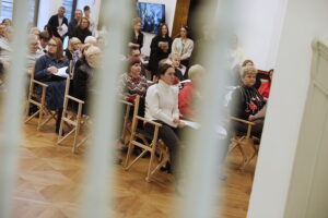 Teatr Żeromskiego wprowadził mieszkańców w świąteczny klimat - Radio Kielce