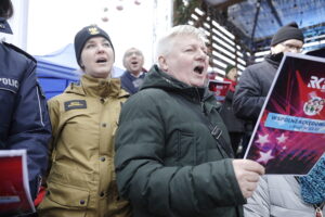 Kielce. Kolędowanie z Radiem Kielce na Rynku - Radio Kielce