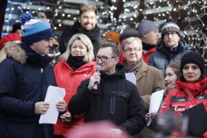 Kielce. Kolędowanie z Radiem Kielce na Rynku - Radio Kielce