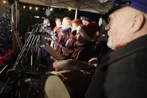 W Tokarni po raz pierwszy odbył się kiermasz bożonarodzeniowy - Radio Kielce