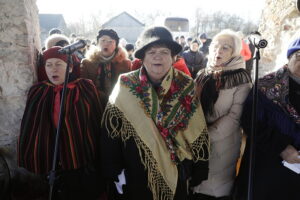 Kolędowanie w Brzezinach - Radio Kielce