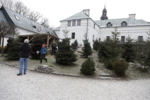 Żywa szopka w klasztorze przypomina o cudzie narodzin Mesjasza - Radio Kielce