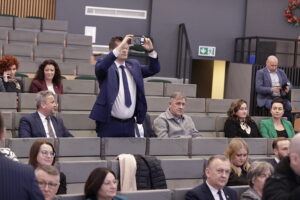 29.12.2025. Kielce. Przyznanie rządowego dofinansowania w ramach Funduszu Rozwoju Połączeń Autobusowych / Fot. Jarosław Kubalski - Radio Kielce