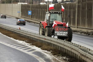 Cedzyna. Protest rolników - Radio Kielce