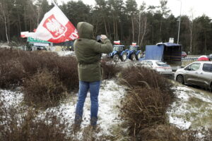 Cedzyna. Protest rolników - Radio Kielce