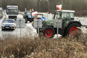 Cedzyna. Protest rolników - Radio Kielce