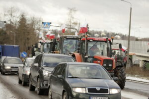 Cedzyna. Protest rolników - Radio Kielce