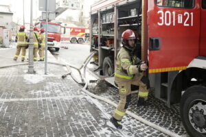 Pożar budynku przy ulicy Bodzentyńskiej w Kielcach - Radio Kielce