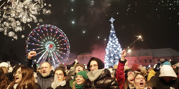 31.12.2025 Kielce. Sylwester pod gwiazdami na Rynku / Fot. Jarosław Kubalski - Radio Kielce