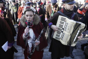 Radosne świadectwo wiary na ulicach stolicy regionu - Radio Kielce Radosne świadectwo wiary na ulicach stolicy regionu - Radio Kielce