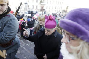 Radosne świadectwo wiary na ulicach stolicy regionu - Radio Kielce Radosne świadectwo wiary na ulicach stolicy regionu - Radio Kielce