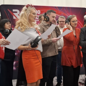 Studio GRAM Radia Kielce. Sesja nagraniowa pastorałki „Świąteczny czas”