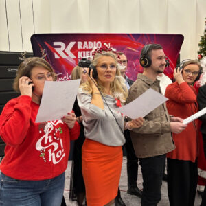 Studio GRAM Radia Kielce. Sesja nagraniowa pastorałki „Świąteczny czas”
