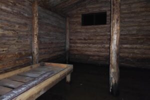 Nocny marsz śladem tajemnic - Radio Kielce 06.12.2025. Pękowiec. Nocny marsz / Fot. Krystian Szczeciński