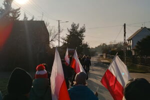 Upamiętnili bohaterów związanych z Białogonem - Radio Kielce