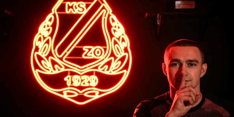 Ukraiński pomocnik wzmocnił KSZO - Radio Kielce Na zdjęciu: Maksym Horzhui / Fot. KSZO 1929 Ostrowiec Świętokrzyski - Facebook