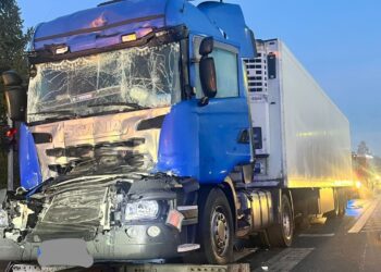 03.12.2025. Kostomłoty Drugie. Kolizja / Fot. policja