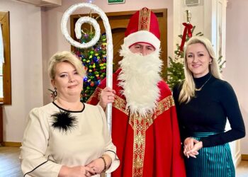 Pierwszy taki świąteczny kiermasz przy skansenie w Tokarni