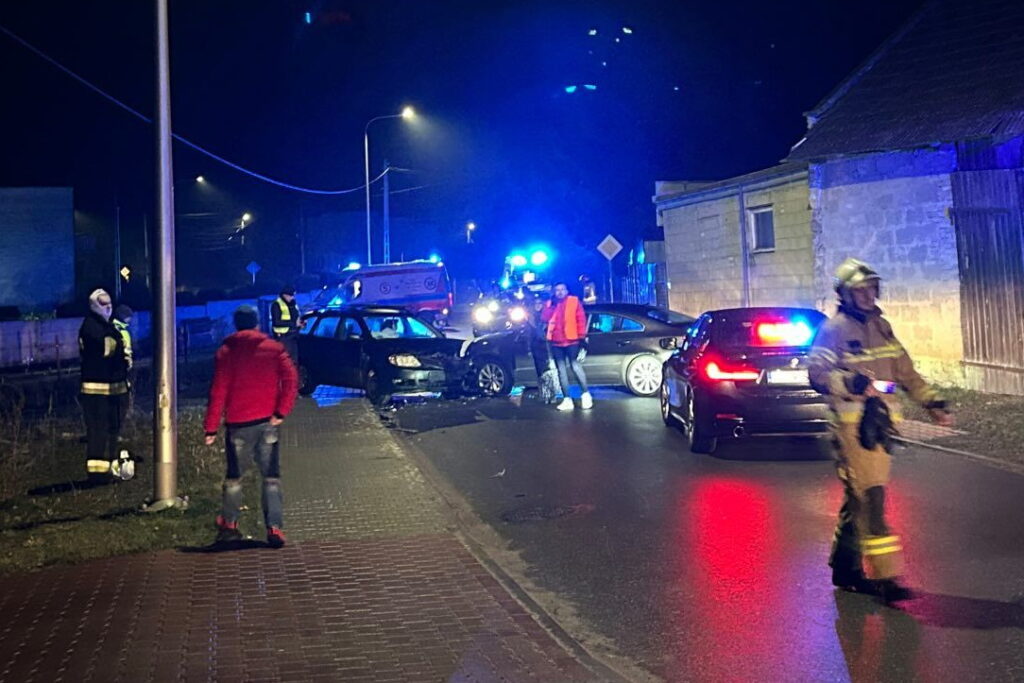 Niebezpiecznie na drogach w regionie, są kolizje i wypadki - Radio Kielce