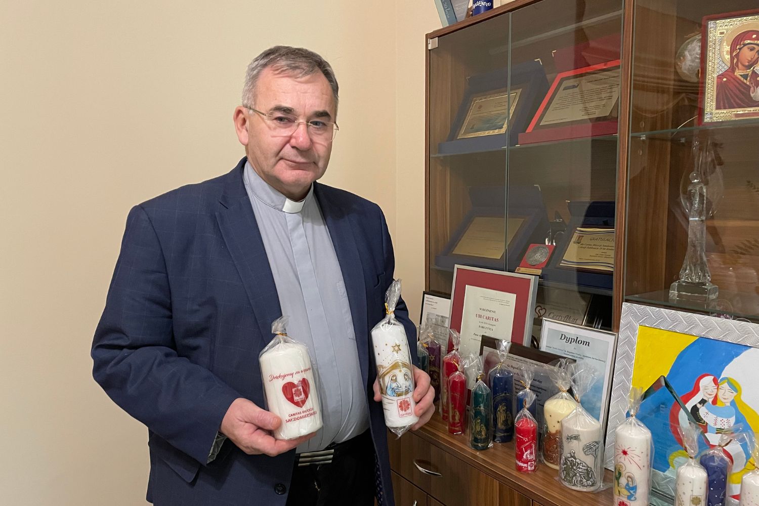 Kupując tę świecę, pomagasz dzieciom