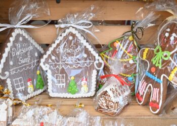 Chatki, gwiazdki, serca z piernika na święta