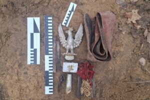 To wyjątkowe znalezisko - mówią eksploratorzy ze Starachowic - Radio Kielce Orzeł - znalezisko Grupy Ochrony Zabytków Fort ze Starachowic / Fot. Grupa Ochrony Zabytków Fort ze Starachowic - Facebook