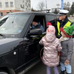 05.12.2025. Bilcza. Akcja policji oraz dzieci ze Szkoły Podstawowej w Bilczy / Fot. Daniel Czwartosz - Radio Kielce