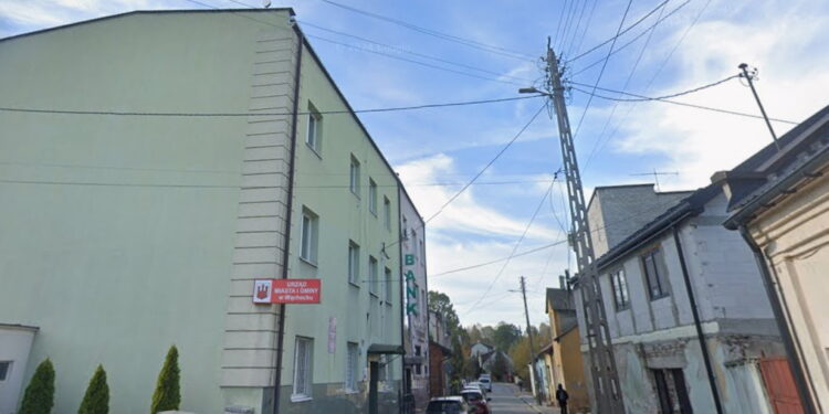 Znamy termin, kiedy wyprowadzą się urzędnicy