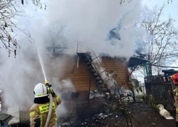Pożar drewnianego domu w powiecie staszowskim