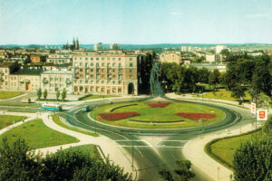 Kielce. Rondo Jerzego Giedroycia. Lata 1965-1970 / źródło: facebook.com/kieleckieinwestycje