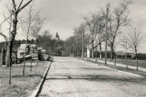 Kielce. Ulica Karczówkowska. Lata 1970-1975 / źródło: fotopolska.eu; fot. Andrzej Wyczałkowski
