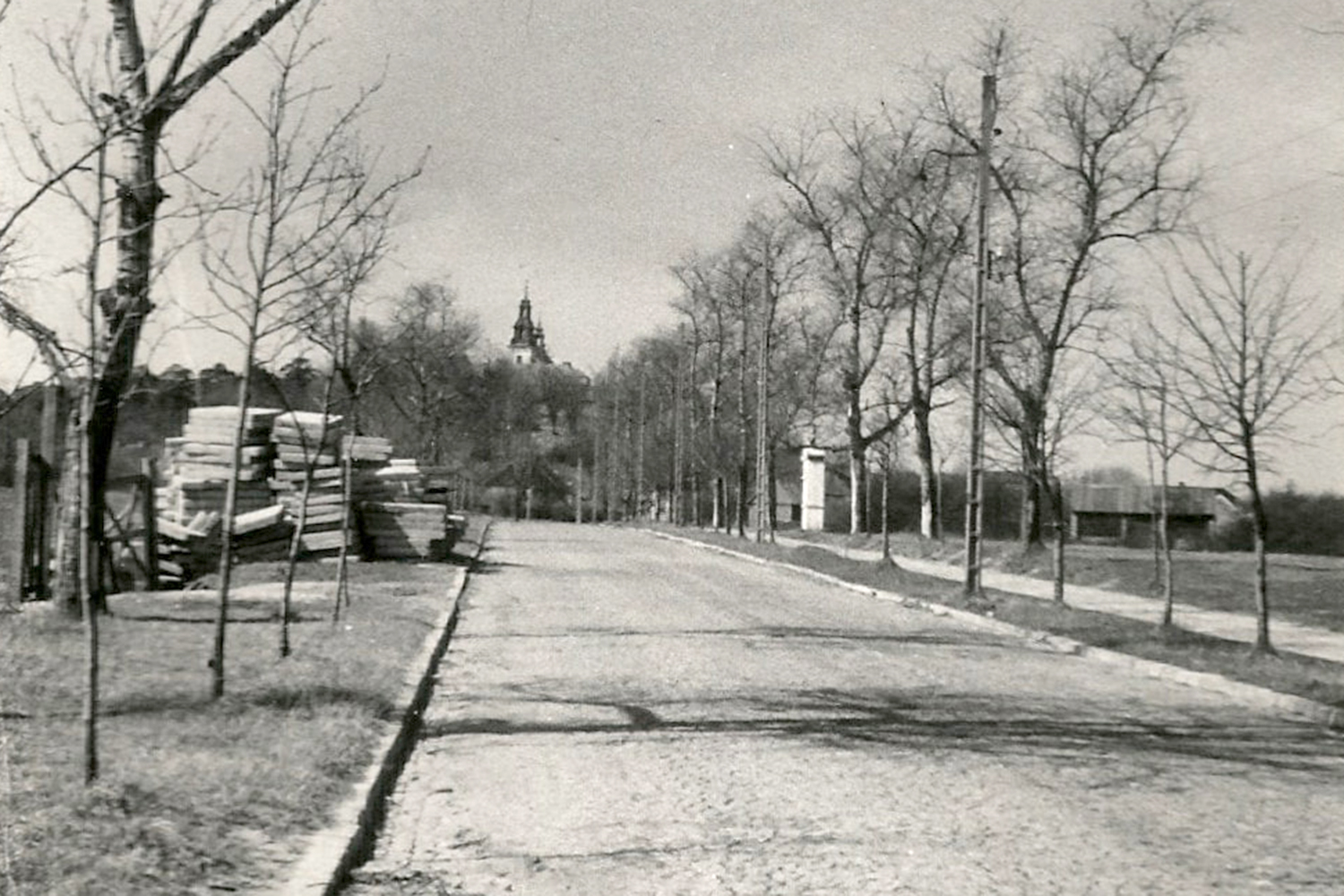 Kielce. Ulica Karczówkowska. Lata 1970-1975 / źródło: fotopolska.eu; fot. Andrzej Wyczałkowski