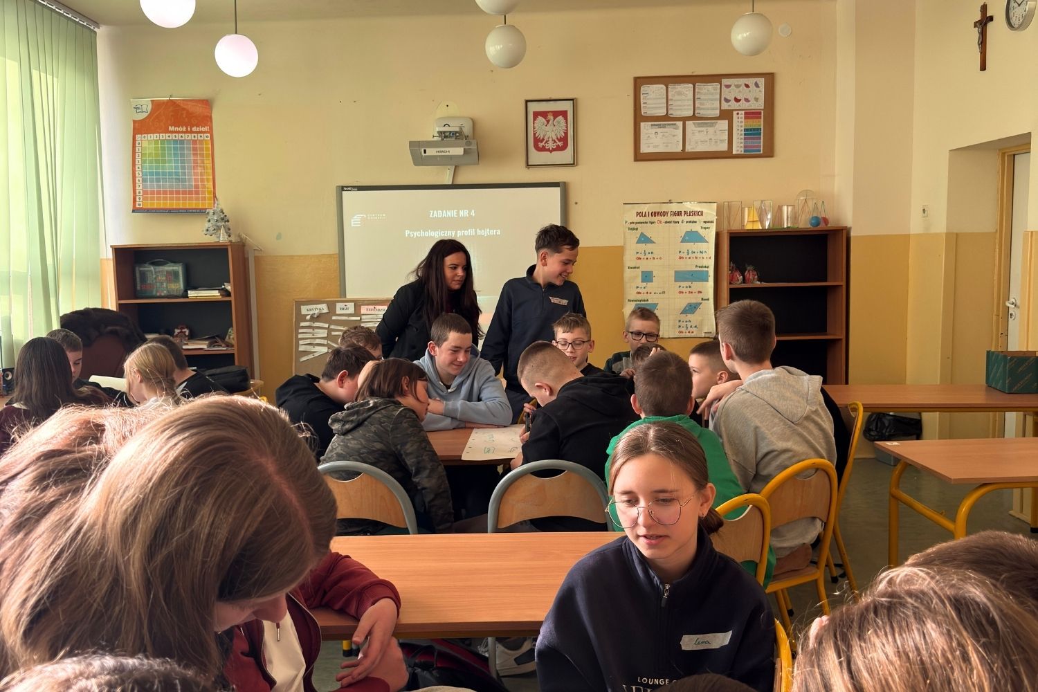 15.01.2026. Krajno. Zespołu Szkolno- Przedszkolnego w Krajnie. Warsztaty prowadzone przez Centrum Edukacji Medialnej działające przy Radiu Kielce p.n. „Różne oblicza hejtu. Jak z nim walczyć i budować kulturę szacunku?” / Fot. Emilia Nowak - Radio Kielce