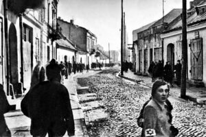 Kielce. Ulica Bodzentyńska. 1940 rok. Getto w Kielcach / źródło: fotopolska.eu