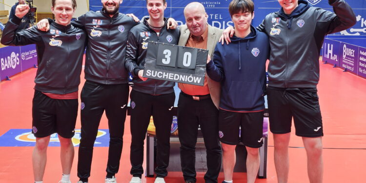 Pewna wygrana Orlicza - Radio Kielce Pewna wygrana Orlicza