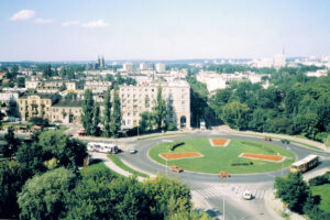 Kielce. Rondo Jerzego Giedroycia. 1998 rok / źródło: fotopolska.eu