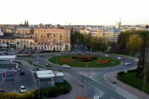 Kielce. Rondo Jerzego Giedroycia. Kwiecień 2018 roku / źródło: fotopolska.eu