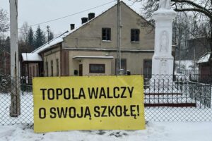 Władze Skalbmierza chcą zlikwidować szkołę w Topoli