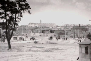 Kielce. Rondo Gustawa Herlinga-Grudzińskiego. Lata 1967-1969 / źródło: fotopolska.eu; zdjęcie z z kolekcji Ewy Żymańczyk
