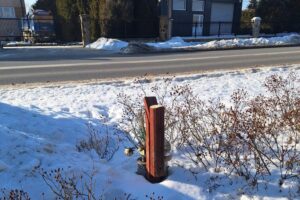 19.01.2026. Kielce. Ulica Sandomierska. Zniszczona kapliczka / Fot. Diecezja Kielecka