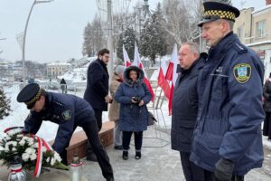 Rozstrzelani w odwecie. Ostrowiec pamięta o ofiarach z 1944 roku - Radio Kielce 14.01.2026. Ostrowiec Świętokrzyski. 82. rocznica zbrodni popełnionej na mieszkańcach Ostrowca / Fot. Artur Łakomiec - Prezydent Miasta Ostrowca Świętokrzyskiego - Facebook