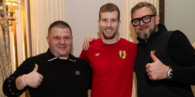 Korona odpaliła "transferową bombę". Szwed piłkarzem kieleckiego klubu