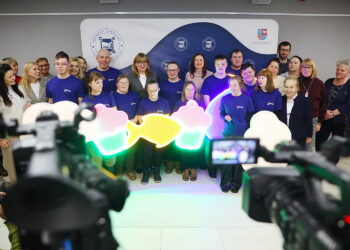 Artyści z zespołu „Uśmiech” zapraszają do niezwykłej szkoły