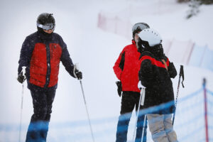 11.01.2025. Krajno. Stok narciarski / Fot. Wiktor Taszłow - Radio Kielce