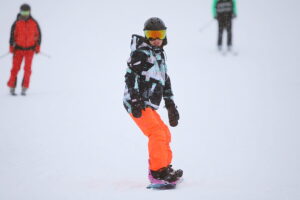 11.01.2025. Krajno. Stok narciarski / Fot. Wiktor Taszłow - Radio Kielce