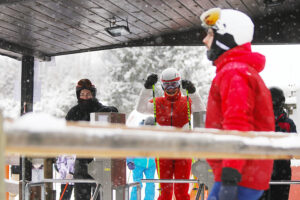 11.01.2025. Krajno. Stok narciarski / Fot. Wiktor Taszłow - Radio Kielce