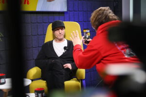 „Dzień dobry, to Ja! Rozmowy inne niż wszystkie w Radiu Kielce”. Igor Endone Kowalczyk / Fot. Wiktor Taszłow - Radio Kielce