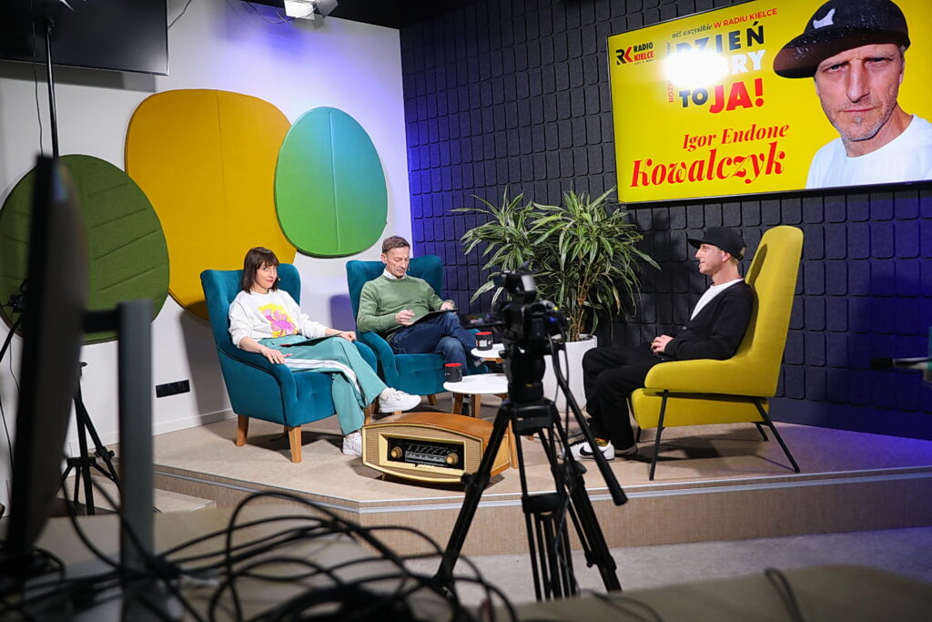 „Dzień dobry, to Ja! Rozmowy inne niż wszystkie w Radiu Kielce”. Igor Endone Kowalczyk / Fot. Wiktor Taszłow - Radio Kielce
