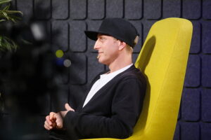 „Dzień dobry, to Ja! Rozmowy inne niż wszystkie w Radiu Kielce”. Igor Endone Kowalczyk / Fot. Wiktor Taszłow - Radio Kielce